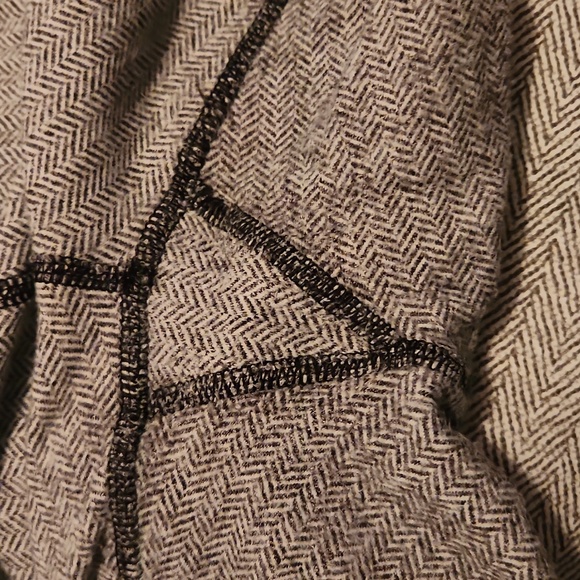 LULULEMON WUNDER UNDER ALL GRAY LEGGINGS - Picture 4 of 5